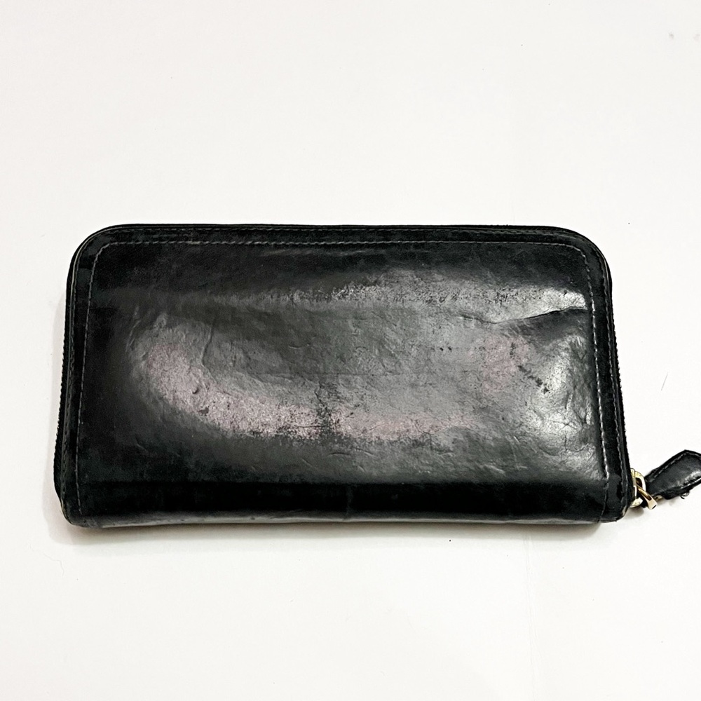 🔥PRADA 🔥Logo Patent Leather Zip
Around Wallet - Picture 5 of 9